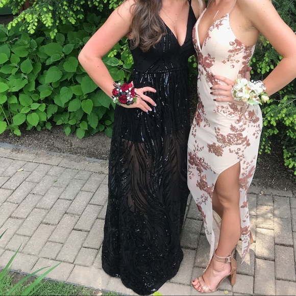 PROM DRESS - Picture 4 of 4